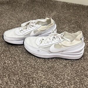 Nike Women’s Waffle 1 shoes